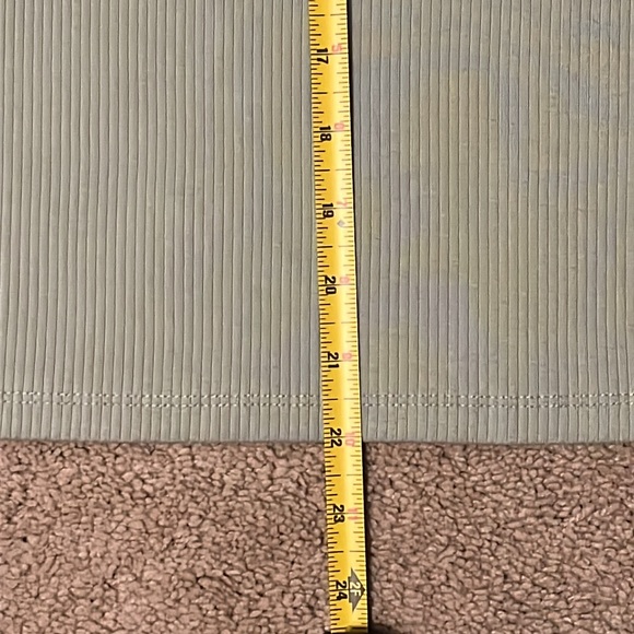 NWT J.Crew short sleeve ribbed top- Size L - Picture 11 of 12